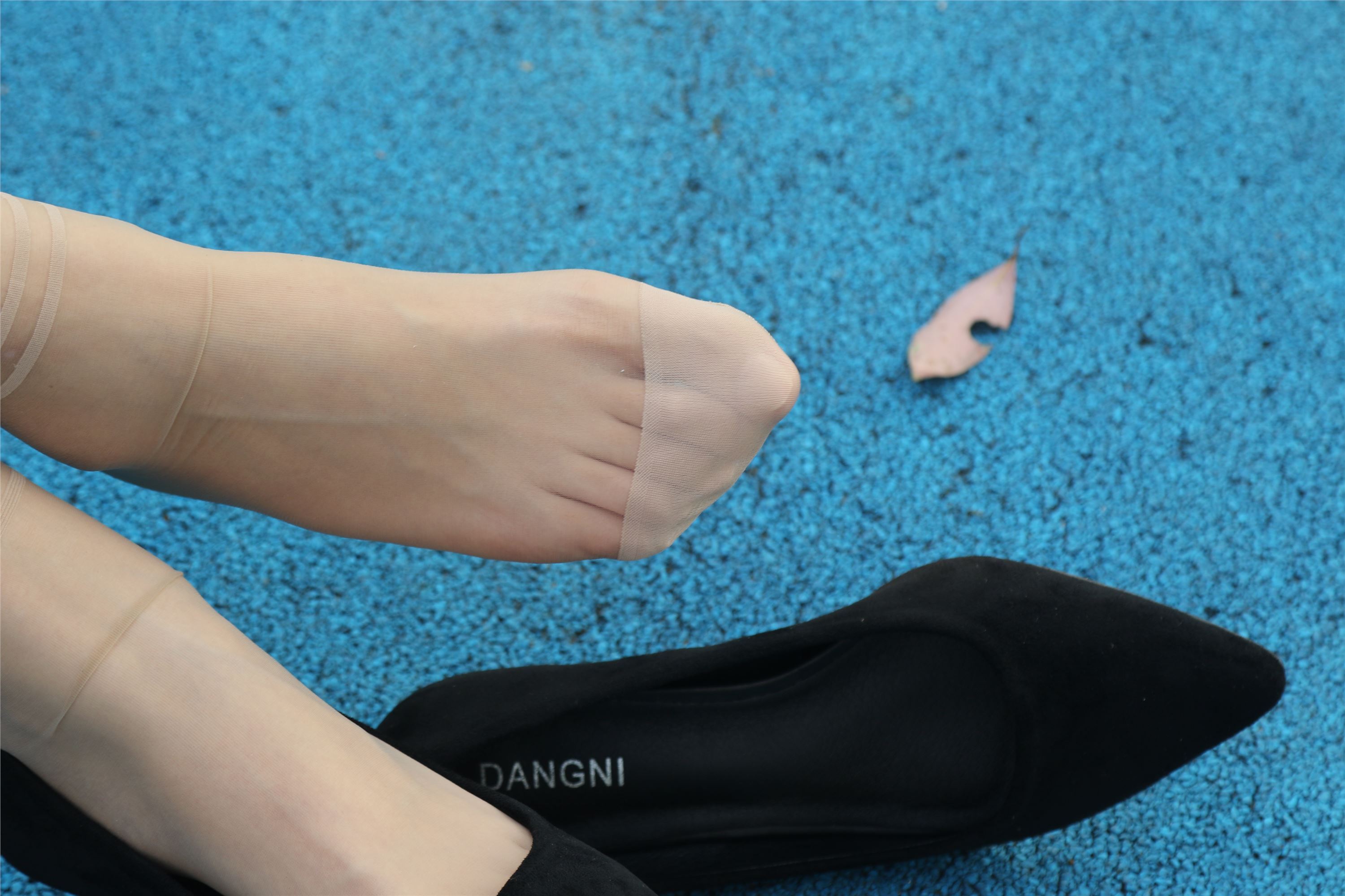 自由摄影 No.003 研究生小姐姐的日常拍照打卡生活